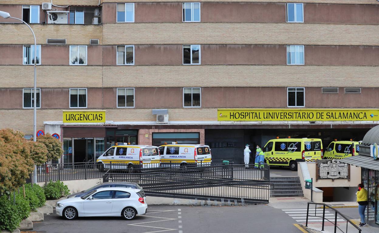 Solo Camas De La Uci Extendida Del Hospital De Salamanca Est N